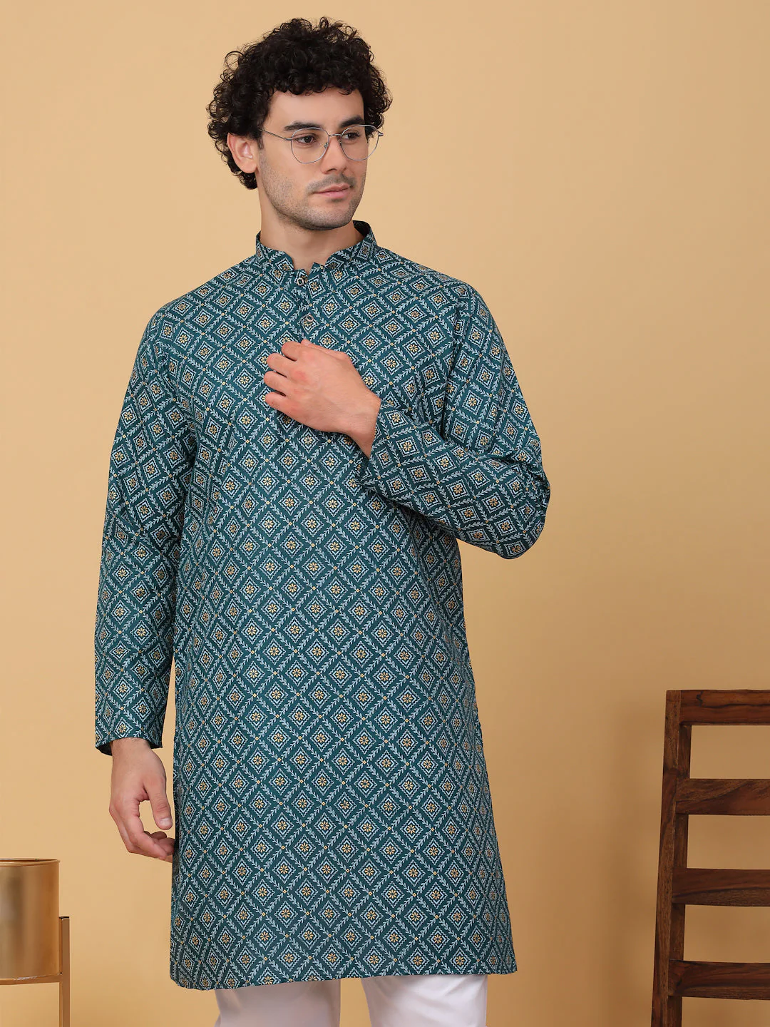 KRAFT INDIA Men Cotton Floral Gold Print Ethnic motif Knee Length Kurta With White Elastic Waistband Pyjama Set - Image 10