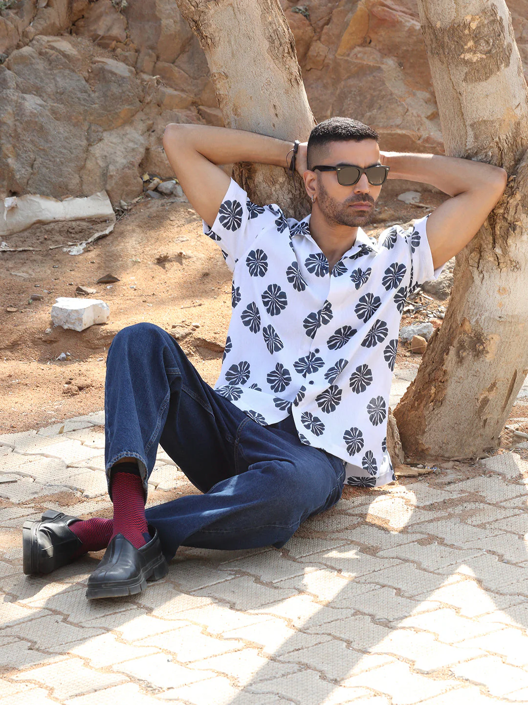 KRAFT INDIA Men Polycotton Cuban Collar Floral Printed Casual Shirt - Image 4