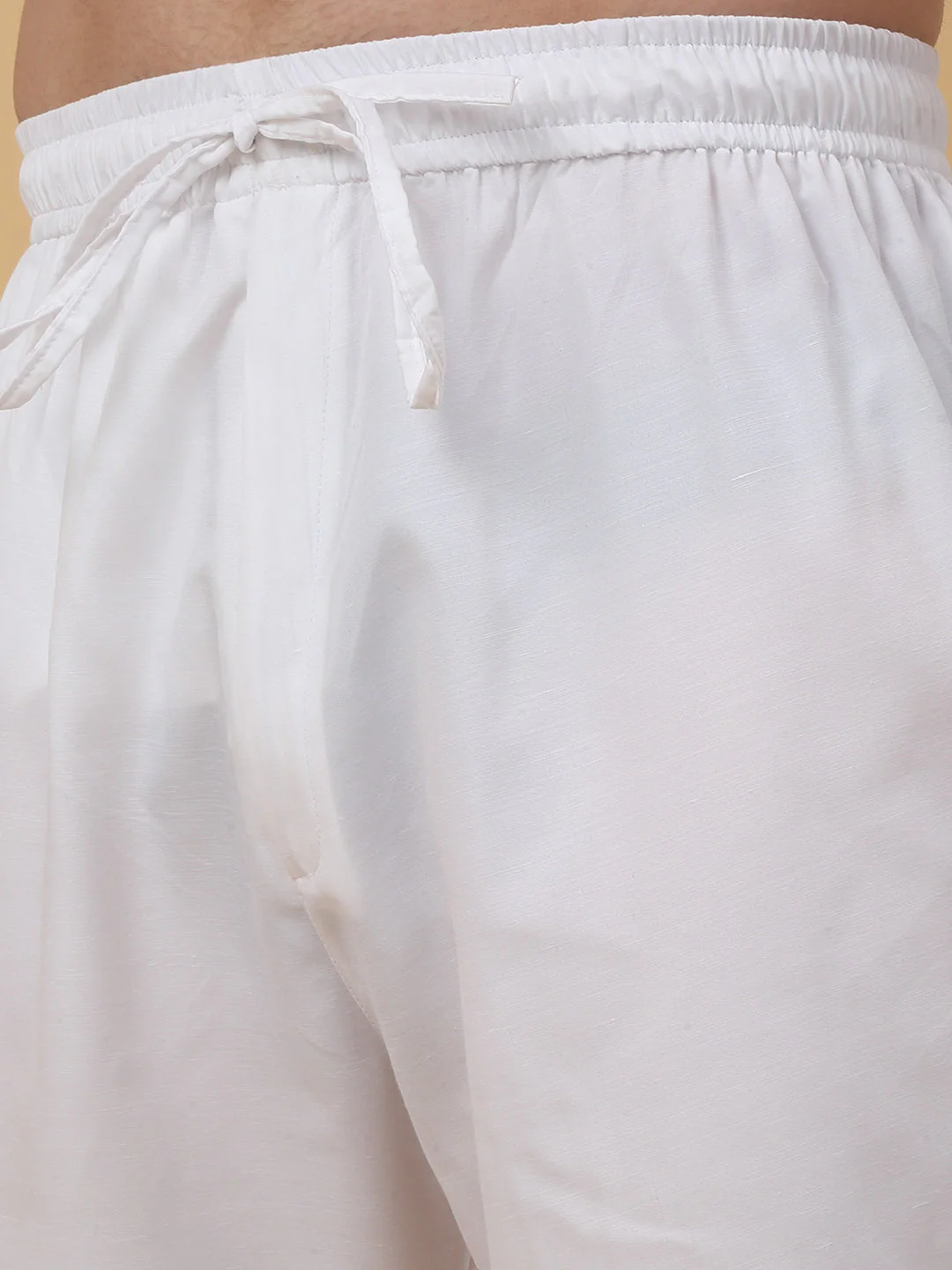 KRAFT INDIA Men's Silk Blend Geometric Jacquard Kurta With White Elastic Waistband Pyjama Set - Image 4