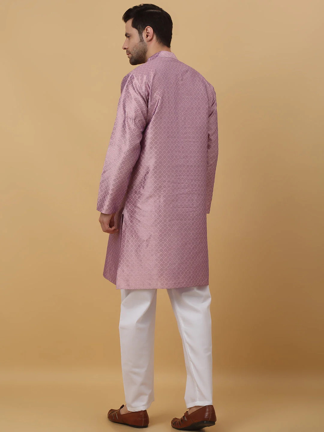 KRAFT INDIA Men's Silk Blend Geometric Jacquard Kurta With White Elastic Waistband Pyjama Set - Image 7